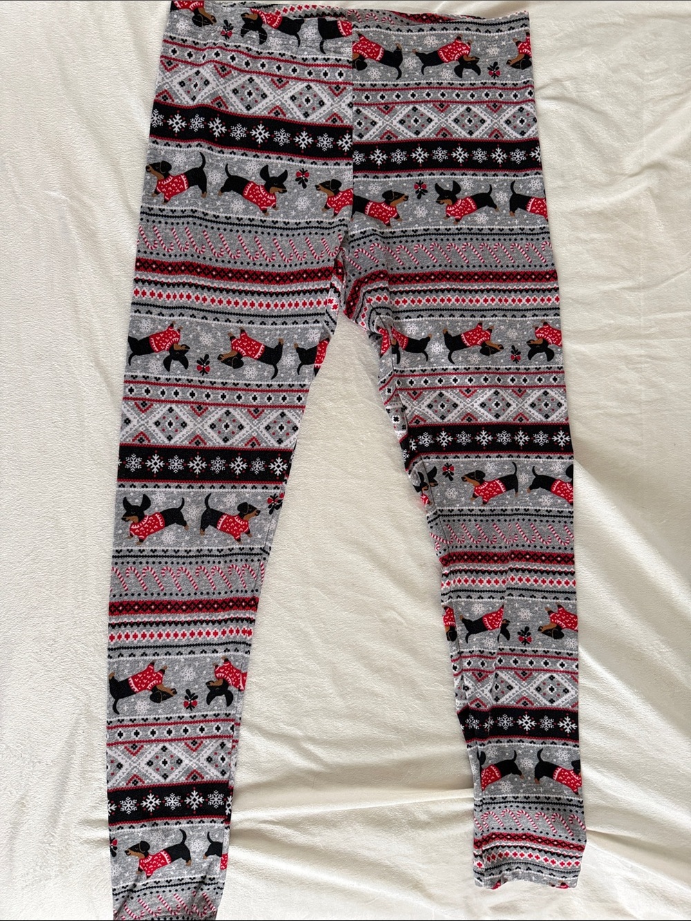 Gray & Red Holiday Dog Print Leggings